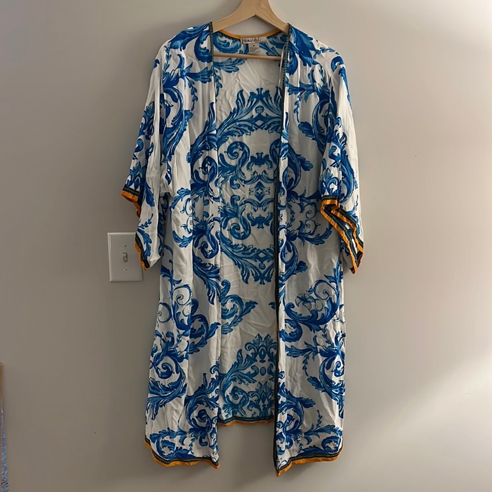 Free Market by Flying Tomato